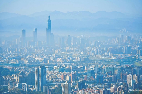 房市降溫誰還在漲？全台三大房價抗跌生活圈出爐